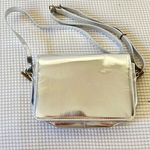 Madewell The Toggle Flap Crossbody Bag Specchio Leather Silver